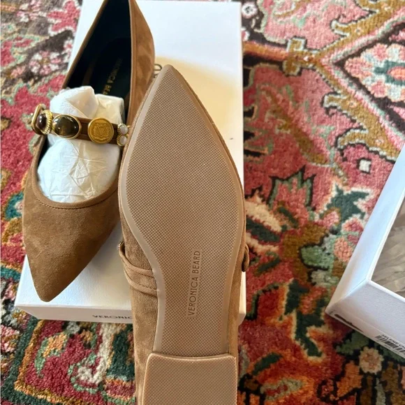 Veronica Beard Tan Flats with Gold Details - Picture 5 of 9